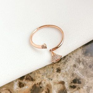Alicia Bonnie Dearest rose gold Ring
